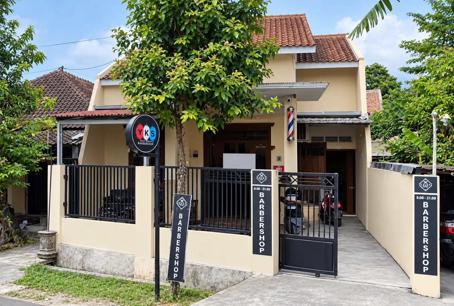 Eksterior YKS Barbershop